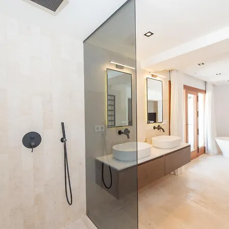 Chic Ibiza Nearby Olivera