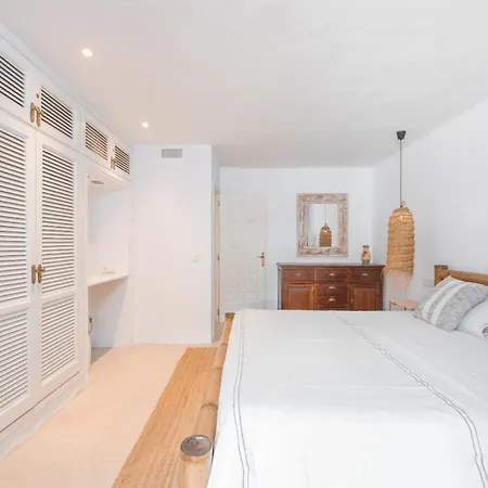 Villa Chic Ibiza Nearby Olivera *