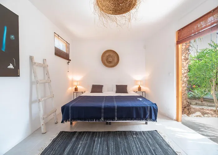 Chic Ibiza Nearby Olivera