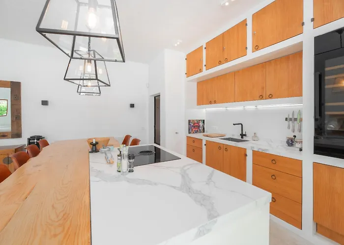 Chic Ibiza Nearby Olivera Villa *