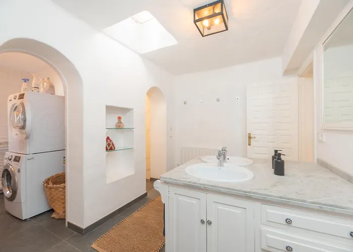 Chic Ibiza Nearby Olivera Villa *