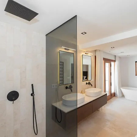 Chic Ibiza Nearby Olivera