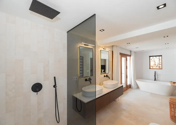 Chic Ibiza Nearby Olivera