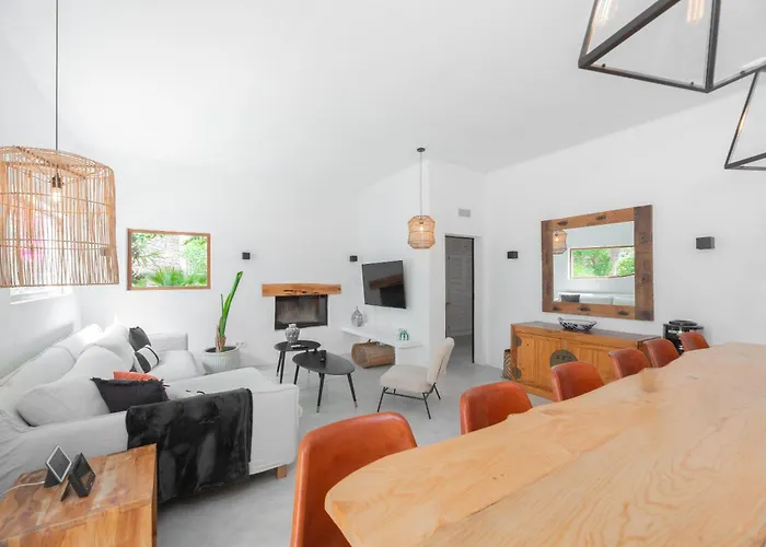 Chic Ibiza Nearby Olivera Villa *